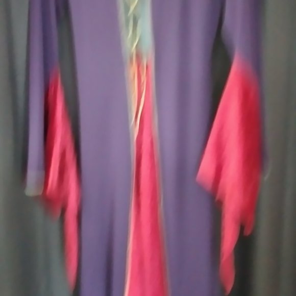 Princess/Maid marrion Dress - Picture 3 of 3